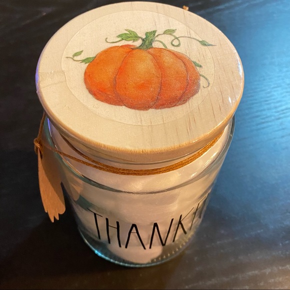 Rae Dunn “THANKFUL” storage jar with cotton balls - Picture 2 of 6